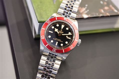 tudor black bay burgundy.